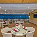Hotel Selenay 3*