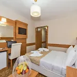 Selenay Hotel