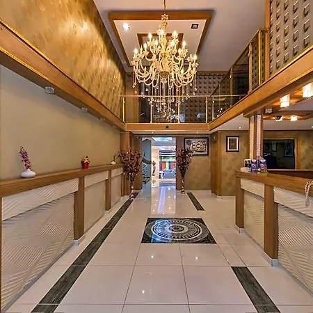Hotel Selenay 3*