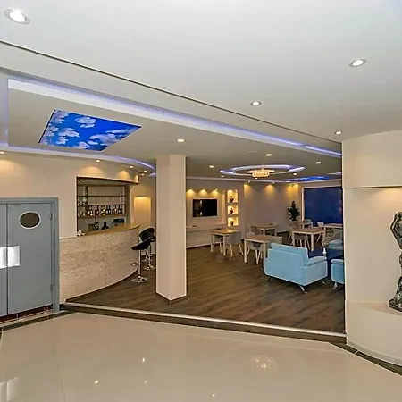 Hotel Selenay 3*