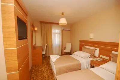 Selenay & Hotel Istanbul
